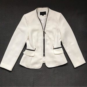 Attentif Paris European Fashion Blazer White w/ Black Zipper Trim 38 Small